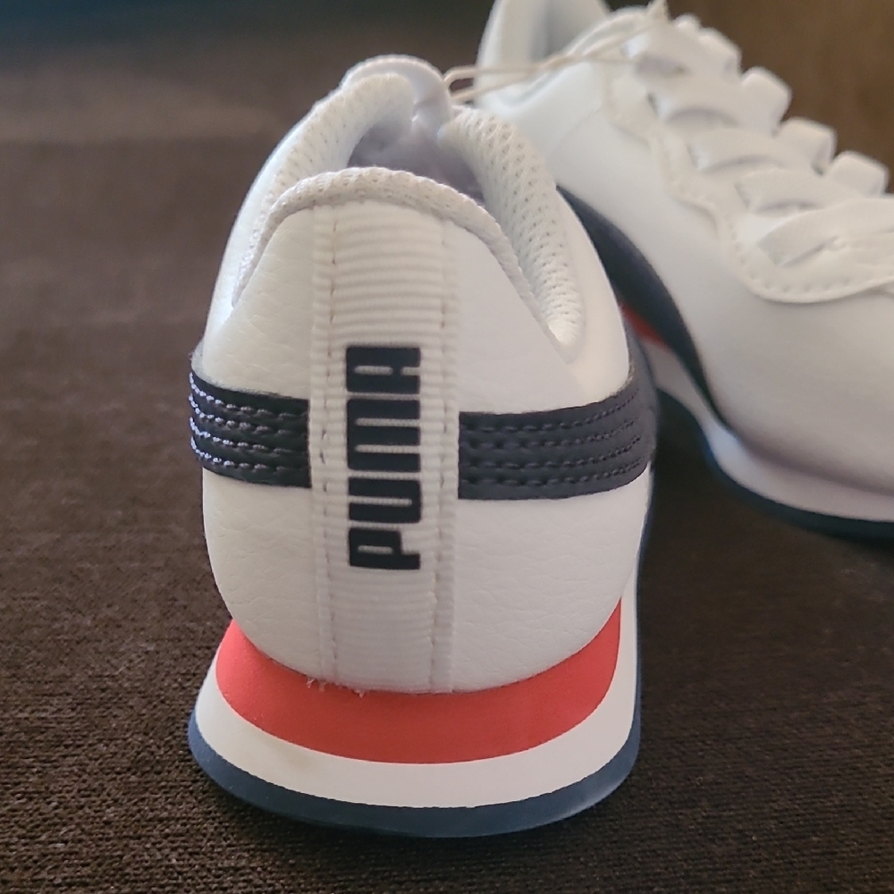 Unisex Kids White, Blue, and Red Slip-on Puma Low-Top Sneakers - Size 11 - Picture 6 of 10